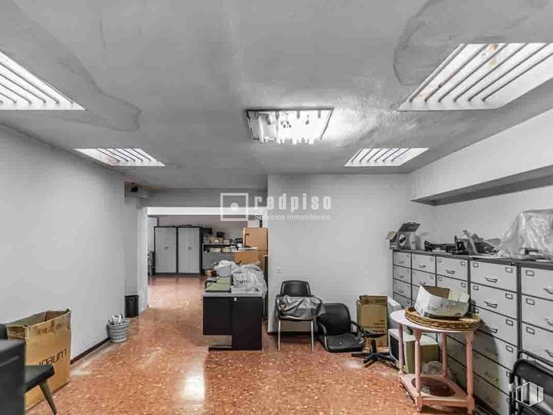 Oficina en venta en Calle Cristóbal Bordíu, Chamberí, Madrid, 28003 con silla, mesa, mueble, interiorismo, suelos, suelo, cajón, techo, edificio y ebanistería alrededor