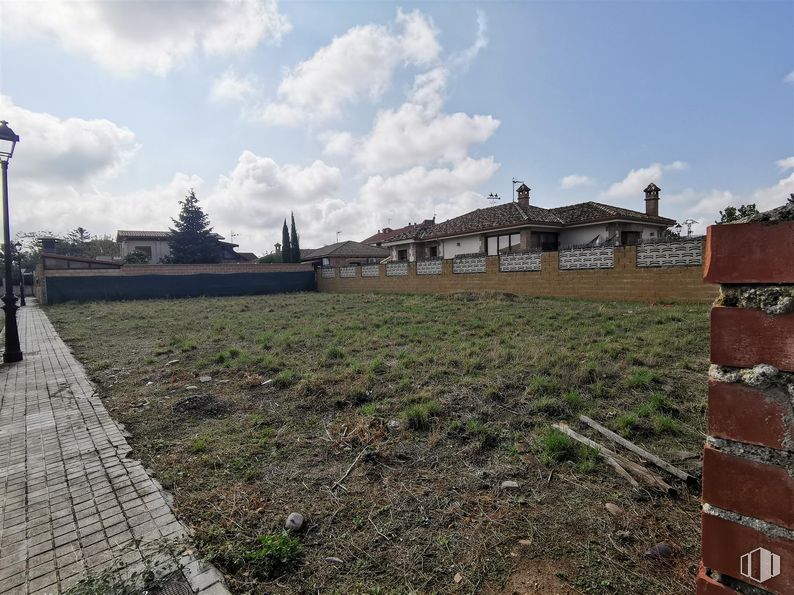 Suelo en venta en Calle Cáceres, Valdetorres de Jarama, Madrid, 28150 con nube, cielo, planta, lote de terreno, edificio, superficie de la carretera, hierba, zona residencial, paisaje y zona rural alrededor