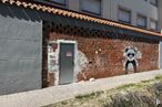 Retail for sale at Calle Francia, 5, Illescas, Toledo, 45200 with door, window, wall, brickwork, brick, concrete, paint, graffiti, street art and building material around