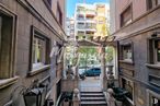 Oficina en venta en Calle Quintana, Moncloa - Aravaca, Madrid, 28008 con ventana, edificio, planta, infraestructura, planta de interior, cielo, maceta, diseño urbano, barrio y rueda alrededor