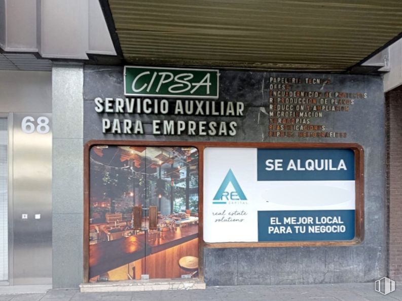 Retail for rent at Calle Orense, 68, Tetuán, Madrid, 28020 with font, facade, gas, city, building, signage, glass, advertising, sign and banner around