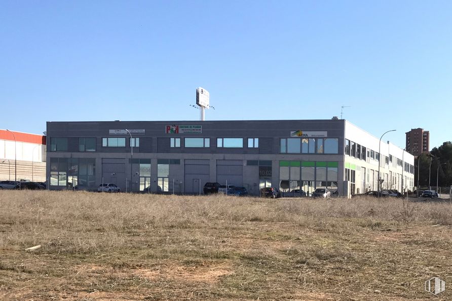 Industrial for sale at Calle Río Jarama, 132, Toledo, 45006 with building, sky, window, fixture, facade, rural area, commercial building, engineering, landscape and headquarters around