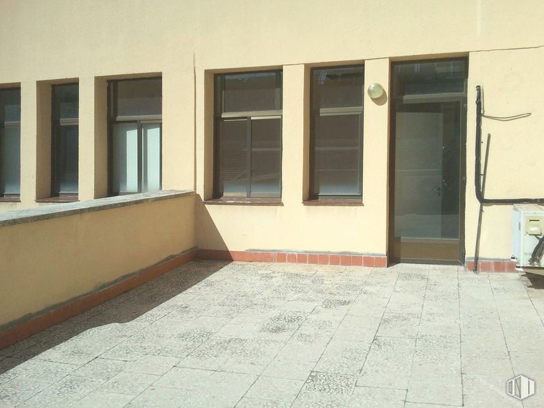 Oficina en venta en Calle Explanada, 5, Moncloa - Aravaca, Madrid, 28040 con ventana, mediante, propiedad, edificio, accesorio, madera, rectángulo, suelo, sombra y piso alrededor