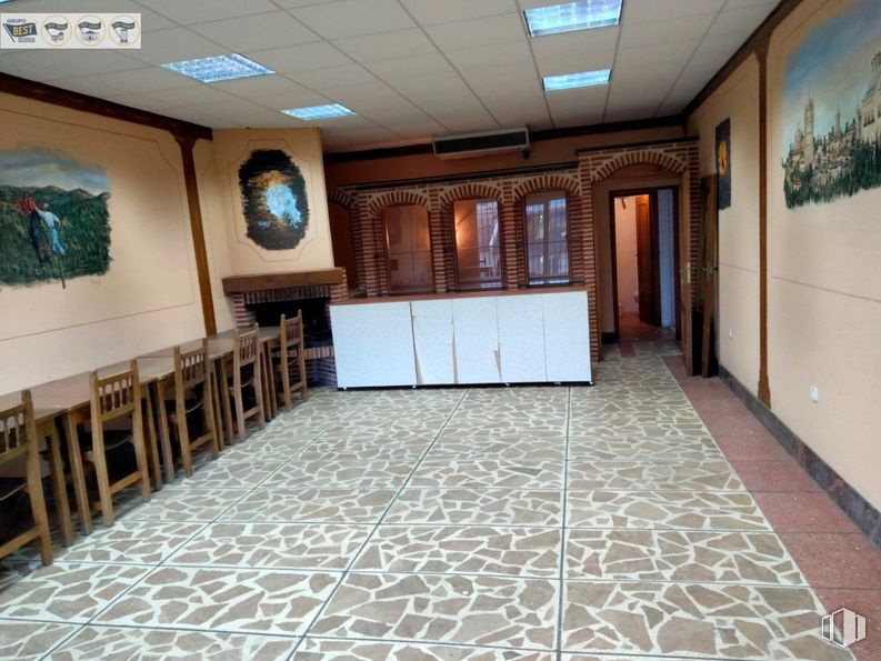 Retail for sale at El Sotillo - La Lastrilla, La Lastrilla, Segovia, 40196 with chair, light fixture, flooring, floor, wood, interior design, furniture, ceiling, hall and tile around