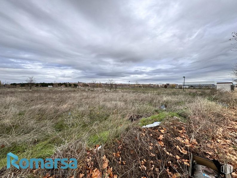 Suelo en venta en Calle Hoyo de Pinares, Ávila, 05002 con nube, cielo, planta, paisaje natural, lote de terreno, hierba, madera, paisaje, pradera y zona rural alrededor