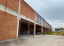 Industrial for rent at Zona industrial, Getafe, Madrid, 28905 with composite material, concrete, brickwork, building material and daylighting around