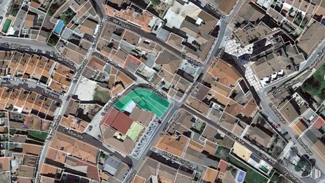 Land for sale at Calle Juan Rhodes, 2 - 6, Cabanillas del Campo, Guadalajara, 19171 with property, urban design, neighbourhood, landscape, residential area, real estate, city, roof, facade and tower block around