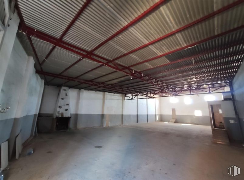 Industrial for sale at Zona Camino Carretas, Quintanar de la Orden, Toledo, 45800 with interior design, hall, building, wood, floor, flooring, shade, house, composite material and fixture around