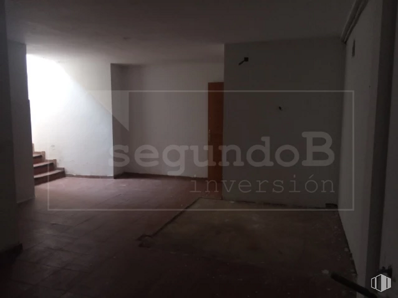 Local en venta en Calle San Roque, 1, Valdetorres de Jarama, Madrid, 28150 con edificio, suelos, suelo, madera, tintes y matices, techo, espacio, fuente, hormigón y vidrio alrededor