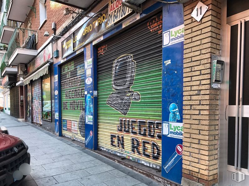 Local en venta en Calle Espada, 9, Alcorcón, Madrid, 28921 con edificio, iluminación automotriz, ladrillo, placa de matrícula del vehículo, albañilería, arte, acera, fachada, superficie de la carretera y tintes y sombras alrededor