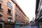 Office for sale at Calle Príncipe, Centro, Madrid, 28012 with building, window, sky, infrastructure, urban design, road surface, condominium, neighbourhood, public space and road around