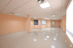 Office for sale at Calle Gutierre de Cetina, Ciudad Lineal, Madrid, 28017 with lighting, fixture, hall, flooring, floor, material property, tile flooring, ceiling, space and wood around