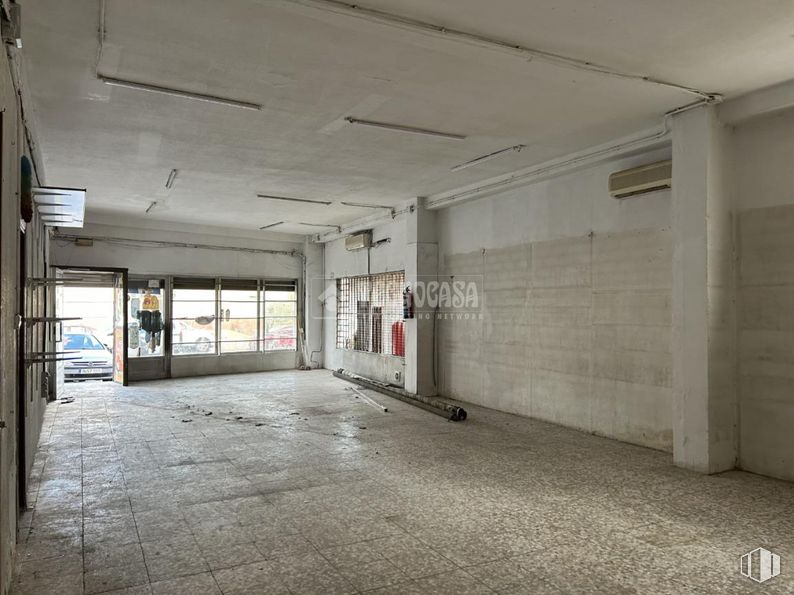 Local en alquiler en Carretera Mejorada, San Fernando de Henares, Madrid, 28830 con accesorio, edificio, hall, suelos, suelo, ventana, techo, material compuesto, ciudad y hormigón alrededor