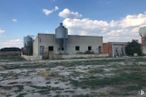 Industrial for sale at Polígono 1 Parcela 667, Fuentepelayo, Segovia, 40260 with building, cloud, sky, window, plant, residential area, landscape, gas, facade and cumulus around