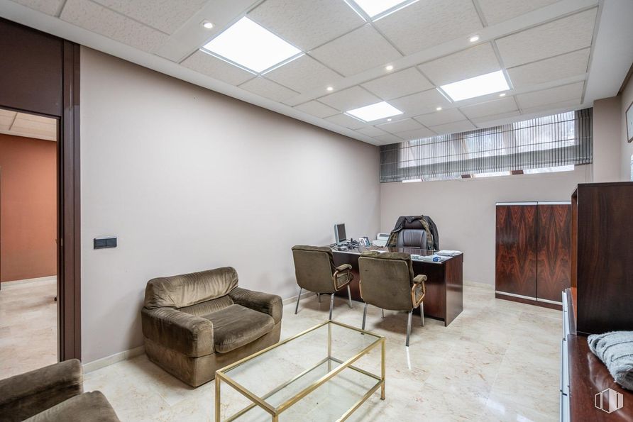 Office for sale at Zona Auditorio, Las Rozas de Madrid, Madrid, 28230 with chair, loveseat, light fixture, window, desk, furniture, interior design, flooring, floor and ceiling around