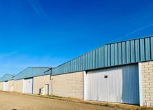 Industrial for sale at Calle León, Magán, Toledo, 45590 with composite material, shade, concrete, building material, siding, daylighting, steel, shed, garage and warehouse around