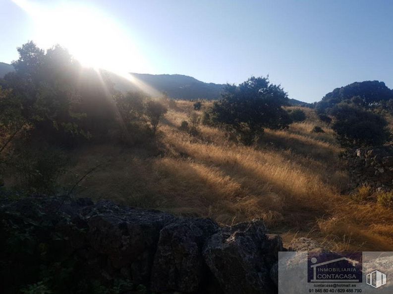 Land for sale at Zona Recuenco, Colmenar Viejo, Madrid, 28770 with sky, plant, mountain, natural landscape, highland, sunlight, slope, atmospheric phenomenon, terrain and landscape around