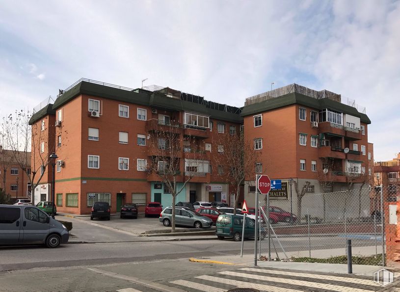 Local en venta en Avenida Móstoles, 1, Moraleja de Enmedio, Madrid, 28950 con coche, edificio, camioneta, cielo, rueda, nube, ventana, vehículo, neumático y superficie de carretera alrededor