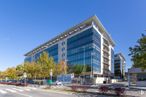 Office for sale at Edificio Alfa, Calle Marie Curie, 5, Rivas-Vaciamadrid, Madrid, 28529 with building, sky, street light, window, tower block, tree, urban design, condominium, house and commercial building around