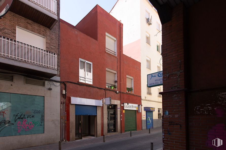 Local en venta en Calle Palencia, 50, Tetuán, Madrid, 28020 con ventana, edificio, ladrillo, albañilería, fachada, cielo, hito, ciudad, diseño urbano y tintes y matices alrededor