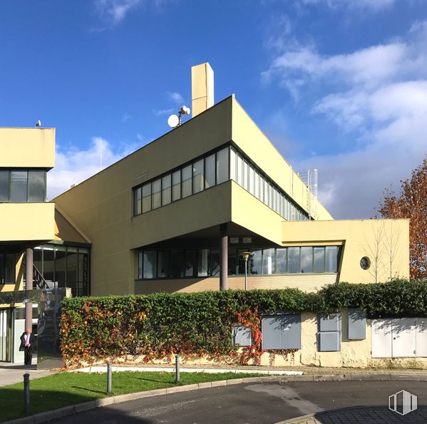 Oficina en venta en Calle Cólquide, Las Rozas de Madrid, Madrid, 28230 con ventana, cielo, planta, nube, propiedad, edificio, sombra, arquitectura, barrio residencial y accesorio alrededor