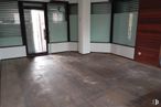 Retail for sale at Plaza Colón, 1, Arganda del Rey, Madrid, 28500 with window blind, flooring, floor, wood, wood flooring, interior design, laminate flooring, hardwood, wood stain and hall around