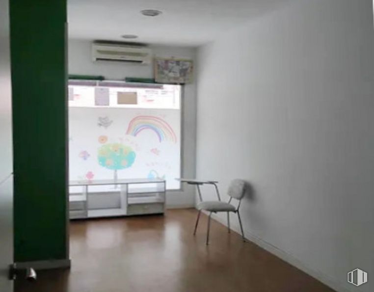 Local en alquiler en Plaza Blas de Otero, 6, Rivas-Vaciamadrid, Madrid, 28529 con silla, edificio, accesorio, interiorismo, suelos, suelo, madera, arte, hall y madera dura alrededor