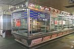 Retail for sale at Mercado Fuente de la Teja, Calle Melchor Cano, 1, Moncloa - Aravaca, Madrid, 28008 with gas, glass, electricity, machine, transport hub, metal, display case, engineering, building and steel around