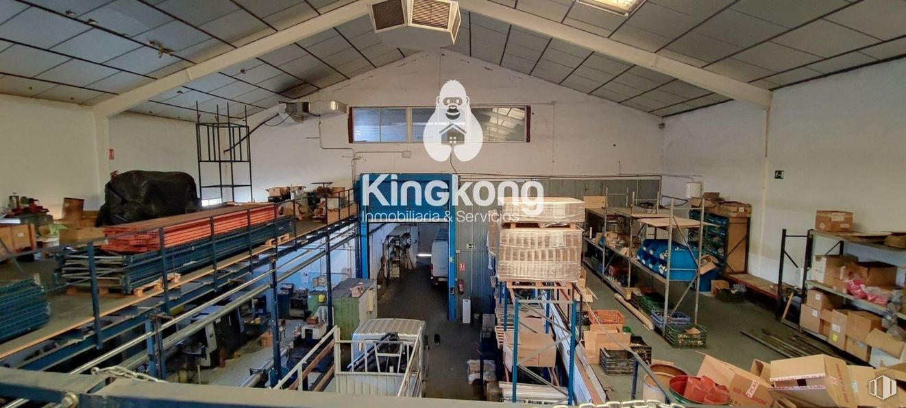 Industrial for sale & for rent at Polígono industrial El Guijar, Arganda del Rey, Madrid, 28500 with motor vehicle, floor, wood, flooring, engineering, leisure, hall, machine, building and ceiling around