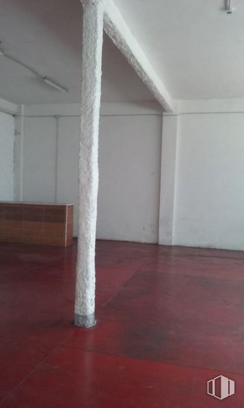 Nave en venta en Polígono Industrial Río de Janeiro, Algete, Madrid, 28110 con ebanistería, madera, PISO, pasillo, suelo, madera, tintes y matices, tinte para madera, yeso y casa alrededor