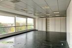 Office for sale at Arroyo de La Vega - La Moraleja, Alcobendas, Madrid, 28042 with fixture, hall, building, flooring, floor, composite material, real estate, glass, ceiling and commercial building around