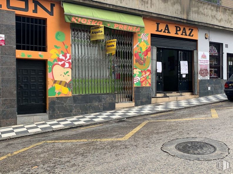 Retail for sale & for rent at Calle Camino Cañete, Cuenca, 16004 with building, window, road surface, infrastructure, asphalt, vehicle registration plate, art, sidewalk, neighbourhood and public space around