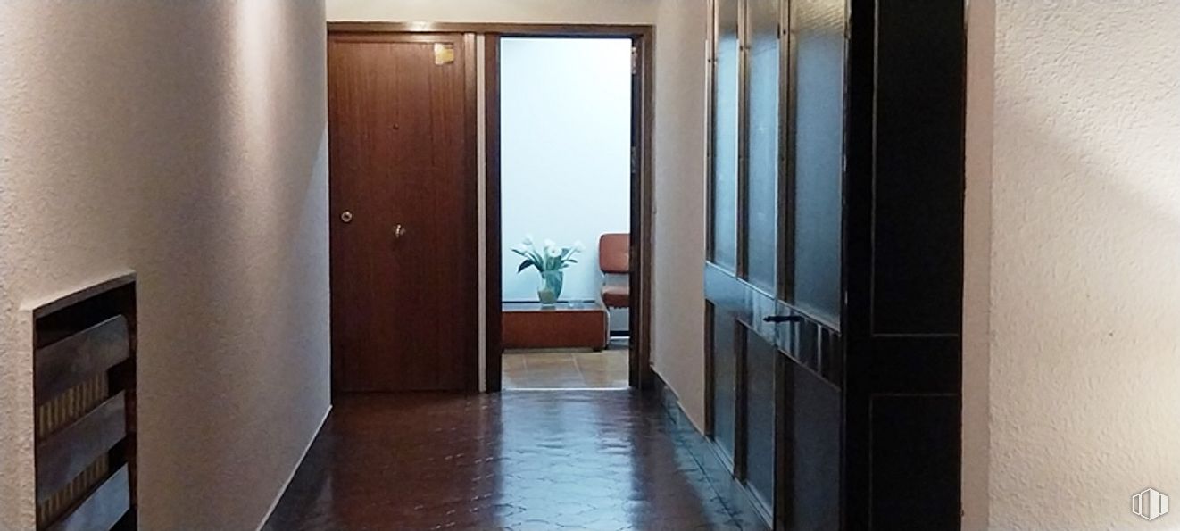 Oficina en venta en Calle Montesa, Salamanca, Madrid, 28006 con puerta, mueble, edificio, accesorio, madera, planta de interior, interiorismo, suelos, suelo y hall alrededor