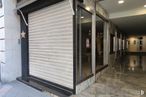 Retail for sale at Calle San Francisco, 21, Talavera de la Reina, Toledo, 45600 with window blind, building, fixture, shade, wood, composite material, facade, window, automotive exterior and house around