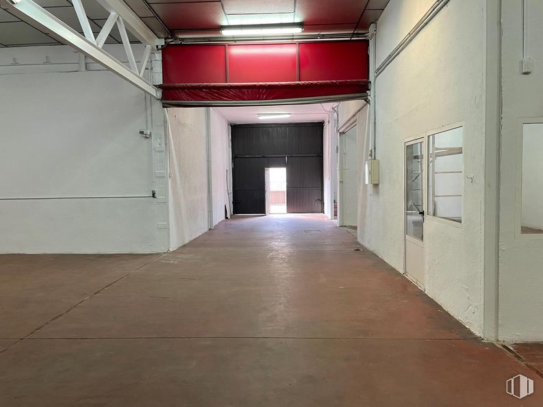 Industrial for rent at Calle Ventalama, Toledo, 45007 with fixture, door, building, flooring, hall, wood, floor, symmetry, ceiling and event around