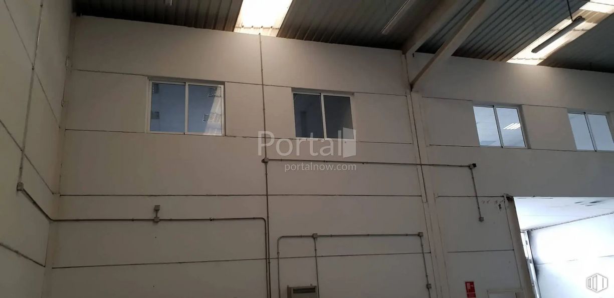 Industrial for sale at Calle Isaac Peral, Valdemoro, Madrid, 28341 with window, rectangle, wood, fixture, font, facade, tints and shades, composite material, flooring and glass around