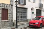 Retail for rent at Calle Mayor, 20, Bustarviejo, Madrid, 28720 with wheel, car, window, tire, land vehicle, vehicle registration plate, vehicle, automotive lighting, grille and hood around