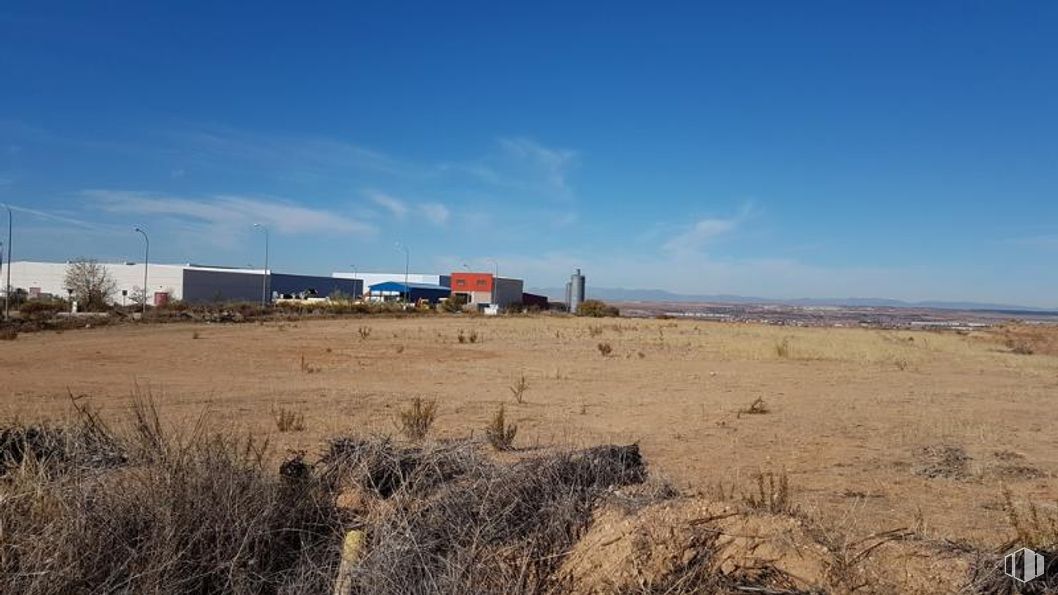 Land for sale at Calle Metal, Chiloeches, Guadalajara, 19160 with ecoregion, landscape, plain, land lot, steppe, prairie, field, soil, shrubland and hinterland around