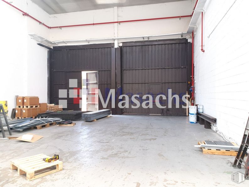 Nave en alquiler en Zona industrial Guadalix, San Agustín del Guadalix, Madrid, 28750 con madera, suelos, suelo, material compuesto, gas, madera dura, edificio, ingeniería, material de construcción y asfalto alrededor