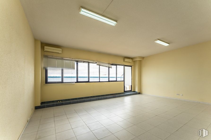 Oficina en alquiler en Calle Esteban Terradas, 6, Leganés, Madrid, 28914 con ventana, alumbrado, edificio, pasillo, accesorio, casa, sombra, piso, suelo y madera alrededor