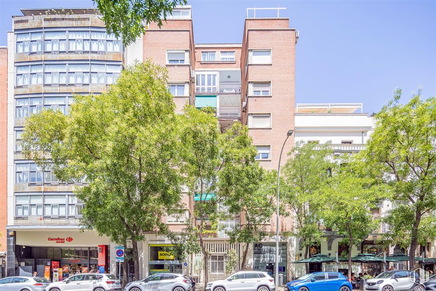 Local en venta en Calle José Ortega y Gasset, 65, Salamanca, Madrid, 28006 con coche, rueda, neumático, vehículo terrestre, edificio, luz de estacionamiento, vehículo, cielo, durante el día y ventana alrededor