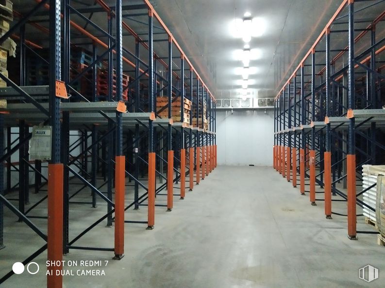 Industrial for rent at Calle Los Sauces, 1, Torrejón de Velasco, Madrid, 28990 with line, shelving, engineering, symmetry, building, metal, flooring, wood, steel and event around