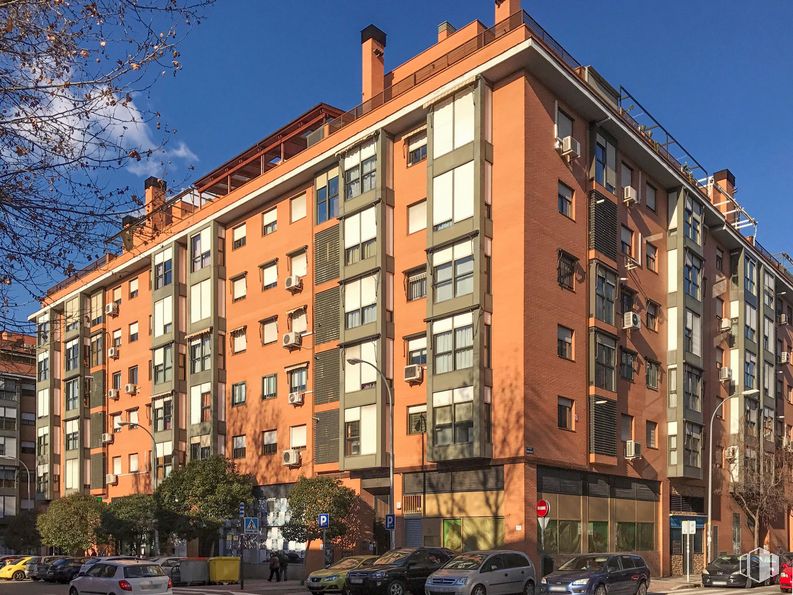 Local en venta en Calle María Callas, 6, Villaverde, Madrid, 28021 con coche, edificio, cielo, propiedad, ventana, rueda, bloque de pisos, diseño urbano, condominio y árbol alrededor