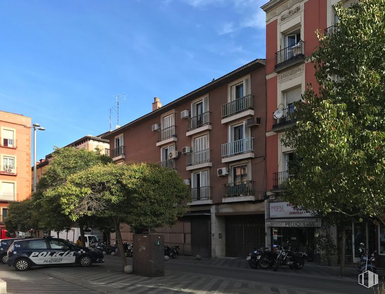 Local en venta en Calle de la Luna, 8, Centro, Madrid, 28004 con coche, edificio, neumático, rueda, cielo, vehículo terrestre, nube, ventana, vehículo y diseño urbano alrededor