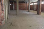 Retail for sale at Calle Cardenal Reig, Ocaña, Toledo, 45300 with wood, floor, flooring, building material, hall, composite material, concrete, brickwork, beam and ceiling around