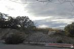 Land for sale at Urbanización Montesión Fase II, Toledo, 45004 with plant, cloud, sky, natural landscape, tree, branch, road surface, asphalt, grey and twig around