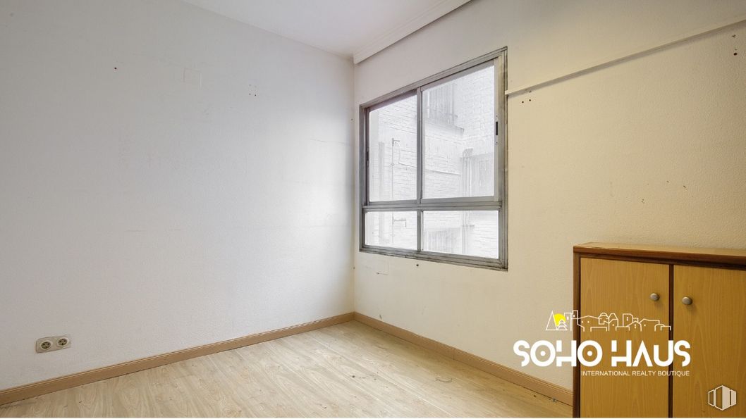 Oficina en venta en Calle Atocha, Centro, Madrid, 28012 con ebanistería, ventana, accesorio, madera, hall, suelos, edificio, suelo, sombra y madera dura alrededor