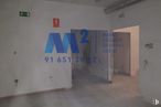 Industrial for sale at Zona Vallecas, Villa de Vallecas, Madrid, 28031 with floor, paint, flooring, font, gas, art, fixture, composite material, space and concrete around