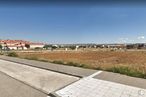 Land for sale at Avenida Bulevar Castilla La Mancha, 20, Marchamalo, Guadalajara, 19180 with building, sky, plant, cloud, road surface, asphalt, land lot, urban design, landscape and grass around