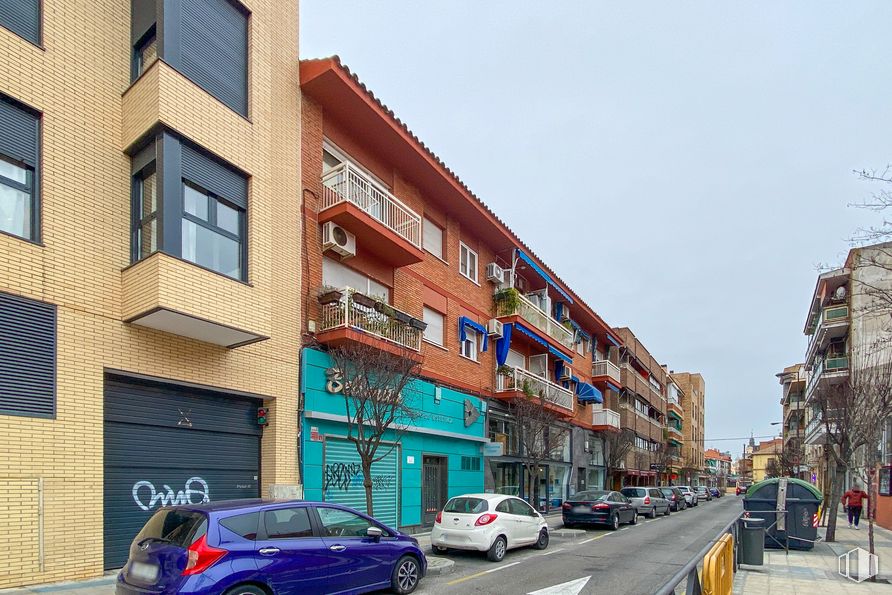 Local en venta en Calle San José de Calasanz, 10, Getafe, Madrid, 28902 con coche, ventana, edificio, neumático, vehículo terrestre, rueda, vehículo, propiedad, cielo y vehículo motorizado alrededor